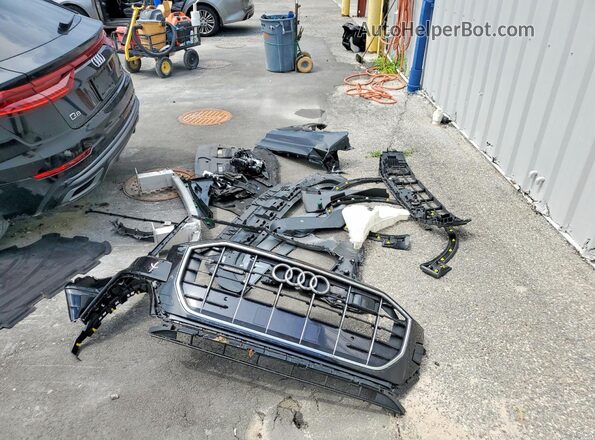 WA1EVBF19PD045244 2023 AUDI Q8 Black VIN კოდის სტიკერის ხედი