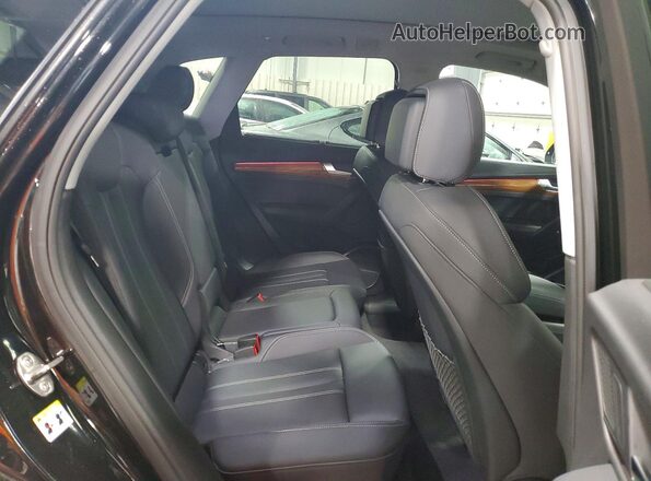 WA1FAAFY4P2016821 2023 AUDI Q5 Черный Вид задней части салона