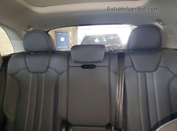 WA1FAAFY7P2163084 2023 AUDI Q5 Gray Widok tylnych siedzeń