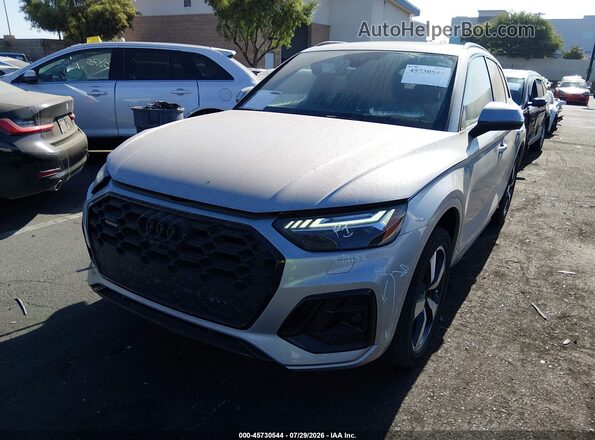 WA1FAAFYXR2091512 2024 AUDI Q5 Silver წინა მარცხენა ხედი სამი მეოთხედიდან
