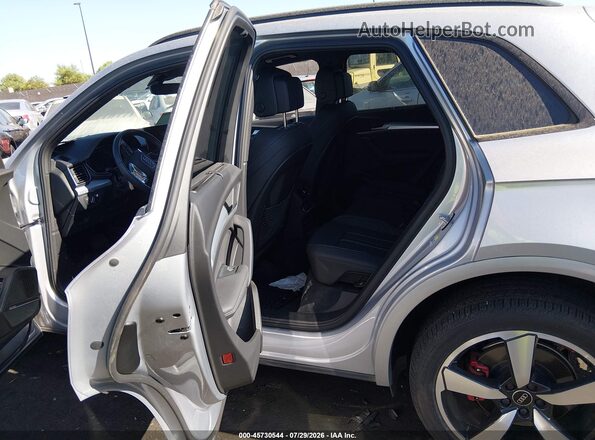 WA1FAAFYXR2091512 2024 AUDI Q5 Silver VIN კოდის სტიკერის ხედი