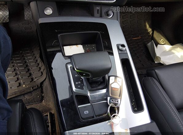WA1FAAFYXR2091512 2024 AUDI Q5 Silver წინა პანელის ხედი