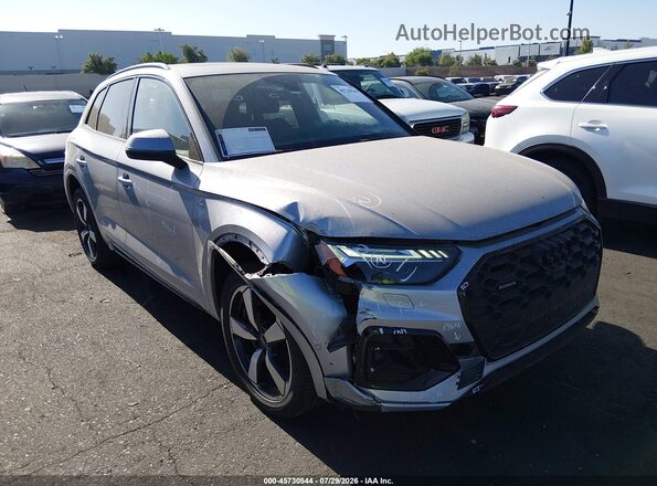 WA1FAAFYXR2091512 2024 AUDI Q5 Silver უკანა სალონის ხედი