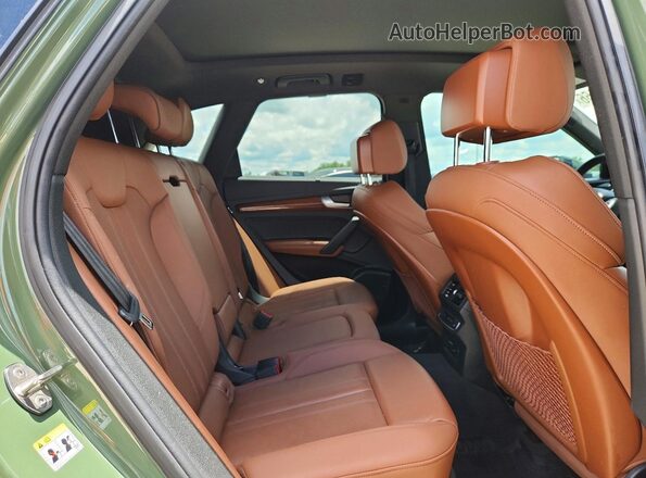 WA1FABFY0P2182193 2023 AUDI Q5 Зеленый Вид задней части салона