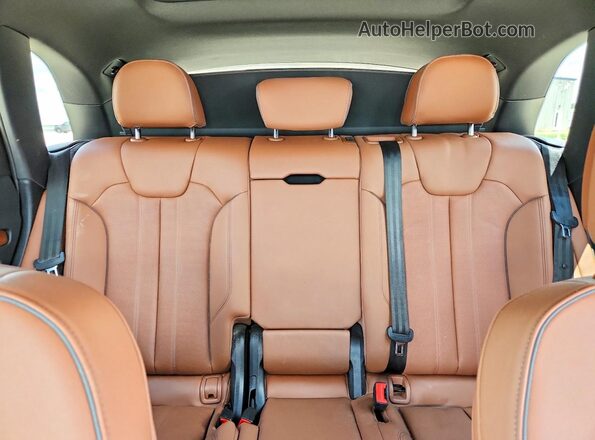 WA1FABFY0P2182193 2023 AUDI Q5 Зеленый Вид задних сидений