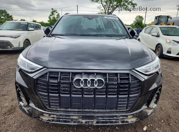 WA1FECF31S1048922 2025 AUDI Q3 Black Դիմացի տեսք