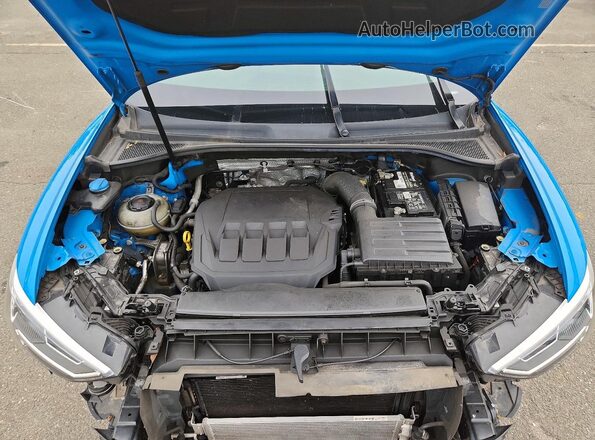 WA1FECF36L1038694 2020 AUDI Q3 Blue Vista del compartimento del motor