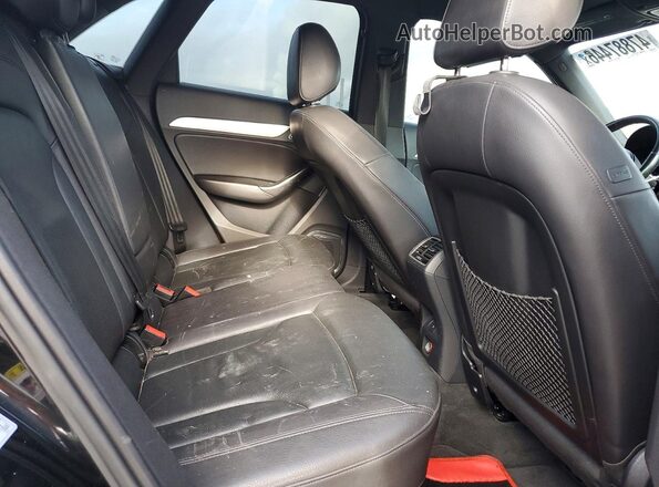 WA1FFCFS5GR010381 2016 AUDI Q3 Черный Вид задних сидений