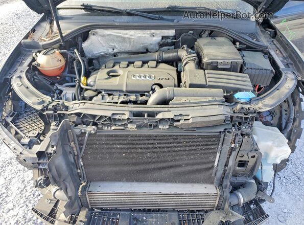 WA1FFCFS5GR010381 2016 AUDI Q3 Черный Вид задней части салона