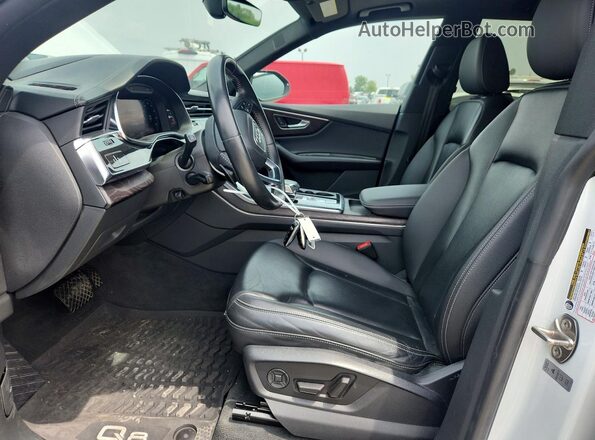 WA1FVAF11LD010688 2020 AUDI Q8 Белый Вид салона спереди