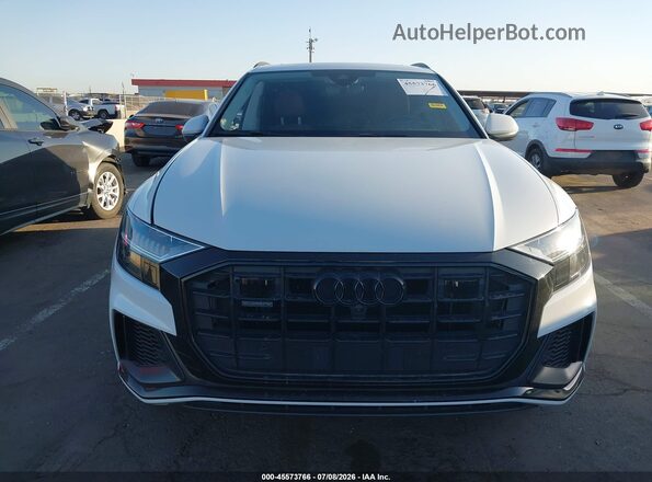 WA1FVAF13KD024901 2019 AUDI Q8 White Widok wnętrza z tyłu