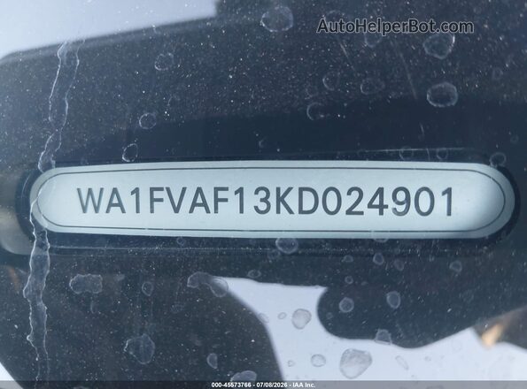 WA1FVAF13KD024901 2019 AUDI Q8 White Widok komory silnika