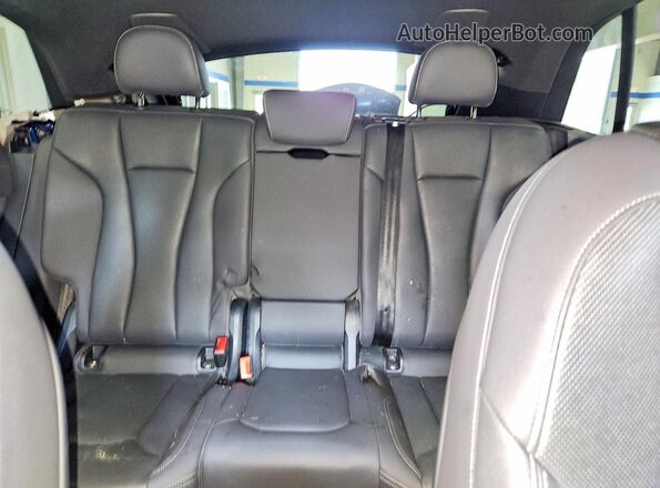 WA1FVAF13MD012167 2021 AUDI Q8 Blue Հետևի նստատեղերի տեսք