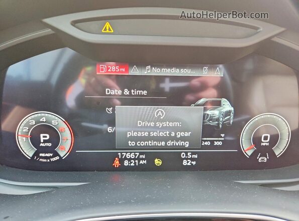 WA1FVAF15MD022943 2021 AUDI Q8 White Вид щитка приладів