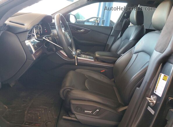 WA1FVAF16KD006229 2019 AUDI Q8 Gray Вид салону спереду