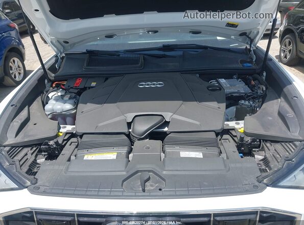 WA1FVAF16LD000402 2020 AUDI Q8 White Widok z tyłu