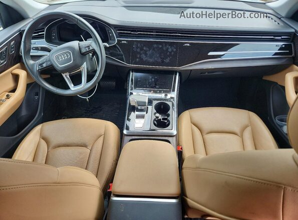 WA1FVAF18MD007014 2021 AUDI Q8 White Vista del salpicadero