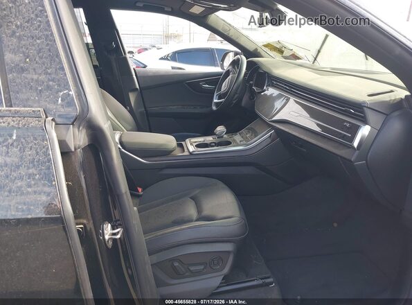WA1FVBF16MD022133 2021 AUDI Q8 Black Front interior view
