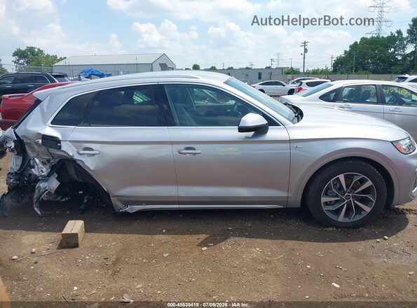 WA1GAAFY1P2072932 2023 AUDI Q5 Silver Вид задньої частини салону