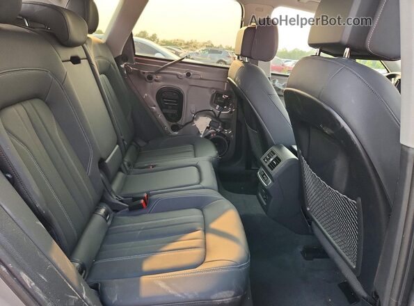 WA1GAAFY4P2061519 2023 AUDI Q5 Gray Vista de los asientos traseros