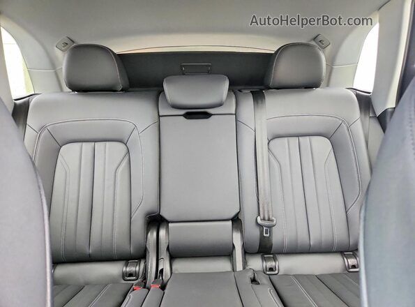 WA1GAAFY4P2073945 2023 AUDI Q5 Gray Հետևի նստատեղերի տեսք