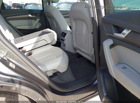 WA1GAAFY5N2138637 2022 AUDI Q5 Gray Вид наклейки з VIN-кодом
