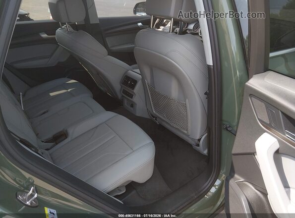 WA1GAAFY7R2001897 2024 AUDI Q5 Green VIN კოდის სტიკერის ხედი