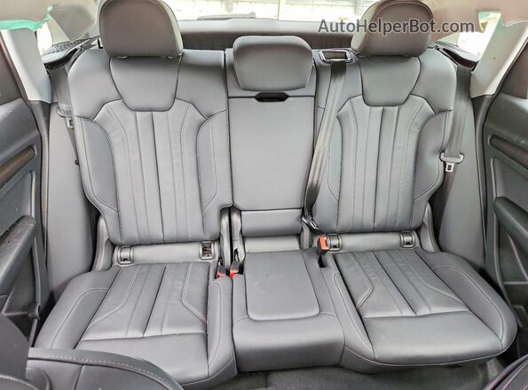 WA1GAAFY8R2005845 2024 AUDI Q5 Black Rear seats view