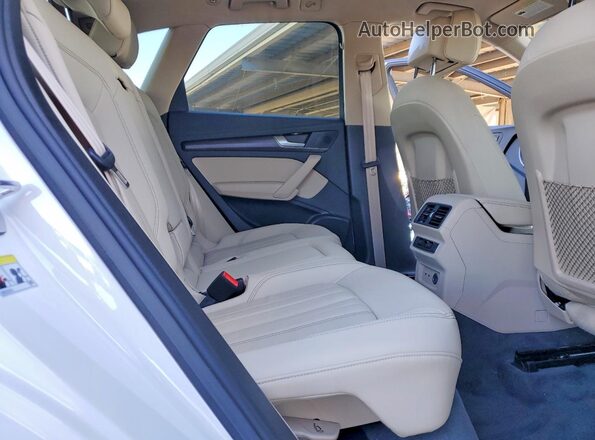 WA1GAAFYXP2103949 2023 AUDI Q5 Белый Вид задних сидений
