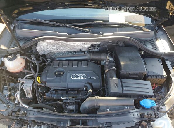 WA1GCCFSXHR002131 2017 AUDI Q3 Black Engine compartment view
