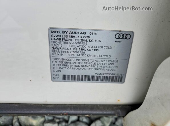 WA1GFCFS0GR022751 2016 AUDI Q3 White Widok komory silnika