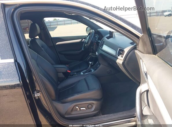 WA1GFCFS1GR015534 2016 AUDI Q3 Black წინა სალონის ხედი