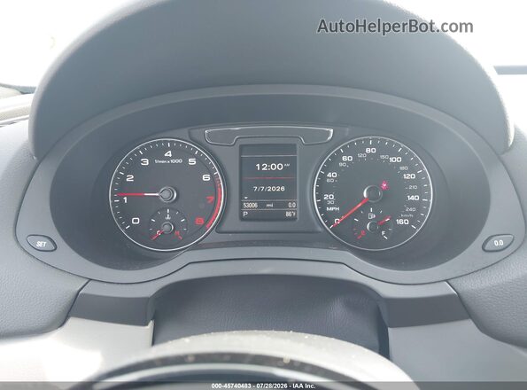 WA1GFCFS1GR018143 2016 AUDI Q3 Silver Vista de los asientos traseros