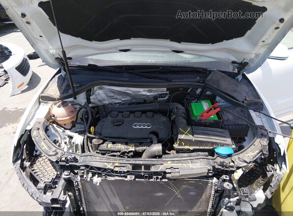 WA1GFCFS2GR020287 2016 AUDI Q3 Белый Вид сзади
