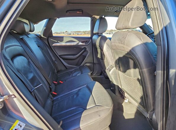 WA1GFCFS4GR014636 2016 AUDI Q3 Gray Widok wnętrza z tyłu