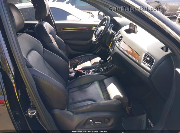 WA1GFCFS6GR020339 2016 AUDI Q3 Black Front interior view