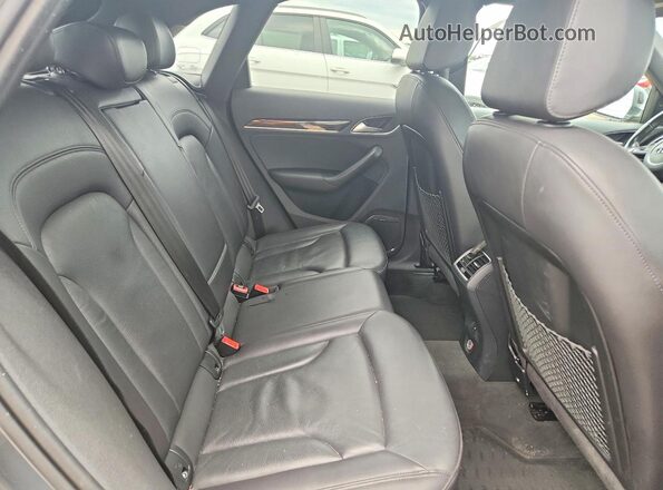 WA1GFCFS7GR019474 2016 AUDI Q3 Gray უკანა სავარძლების ხედი