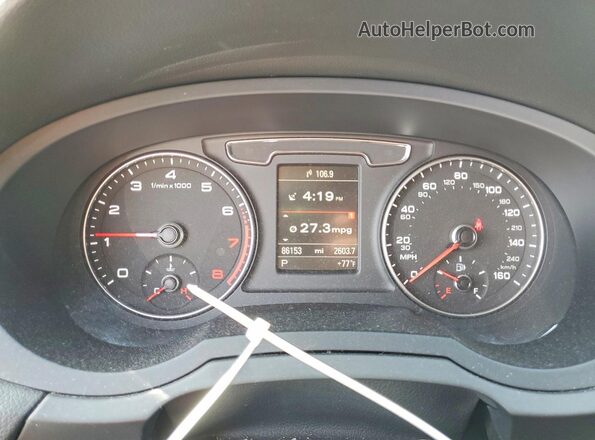 WA1GFCFSXGR006606 2016 AUDI Q3 Gray Instrument cluster view