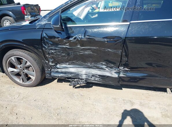 WA1H2BFZ8NP042570 2022 AUDI Q4 Black Widok z przodu
