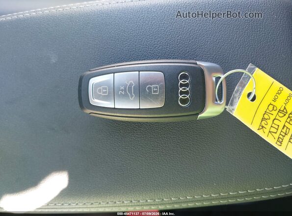 WA1H2BFZ8NP042570 2022 AUDI Q4 Black Widok deski rozdzielczej