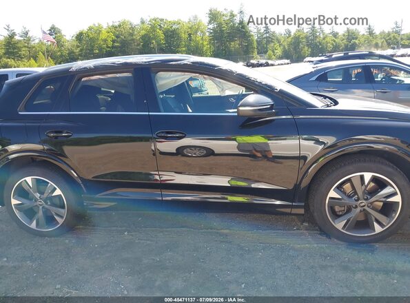 WA1H2BFZ8NP042570 2022 AUDI Q4 Black Widok wnętrza z tyłu