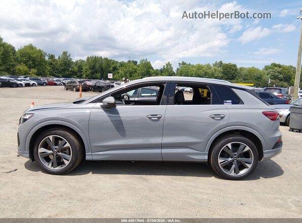 WA1H2BFZ9NP030427 2022 AUDI Q4 Gray სალონის 360-გრადუსიანი ხედი