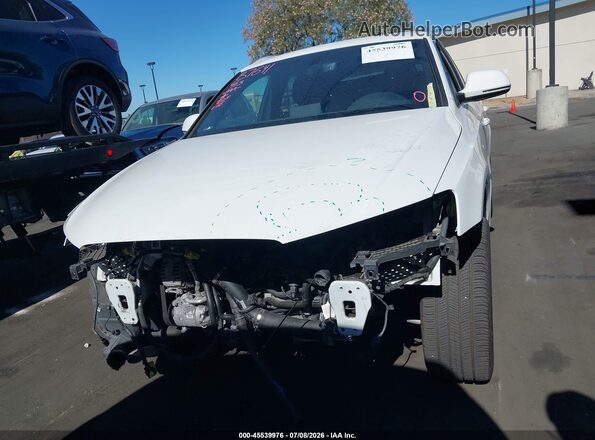 WA1HCCFS1JR013027 2018 AUDI Q3 White Widok wnętrza z tyłu