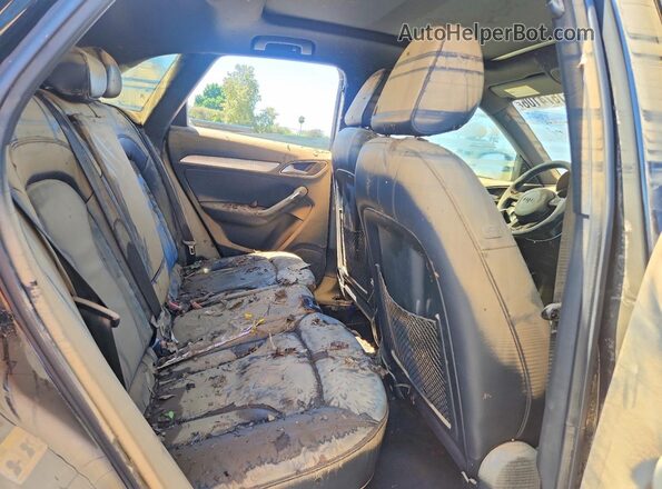 WA1HCCFS6HR010599 2017 AUDI Q3 Черный Вид задней части салона