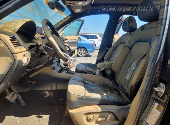 WA1HCCFS6HR010599 2017 AUDI Q3 Черный Вид салона спереди