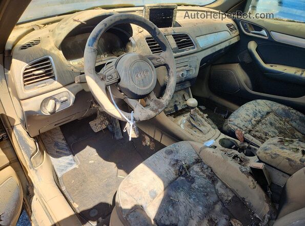 WA1HCCFS6HR010599 2017 AUDI Q3 Черный Вид панели приборов