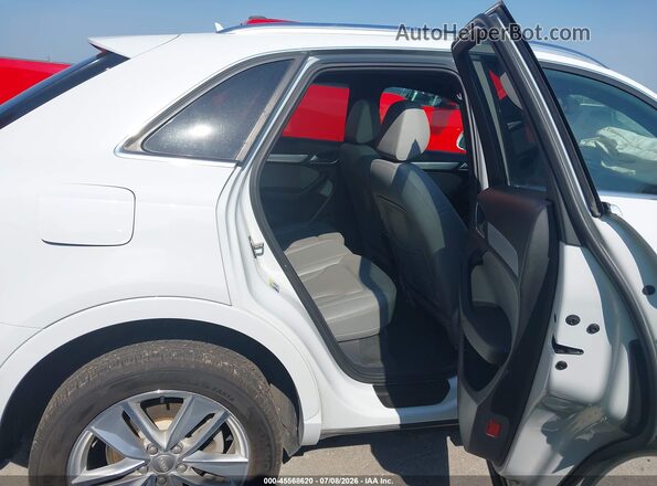 WA1JCCFS0HR001320 2017 AUDI Q3 White VIN sticker view