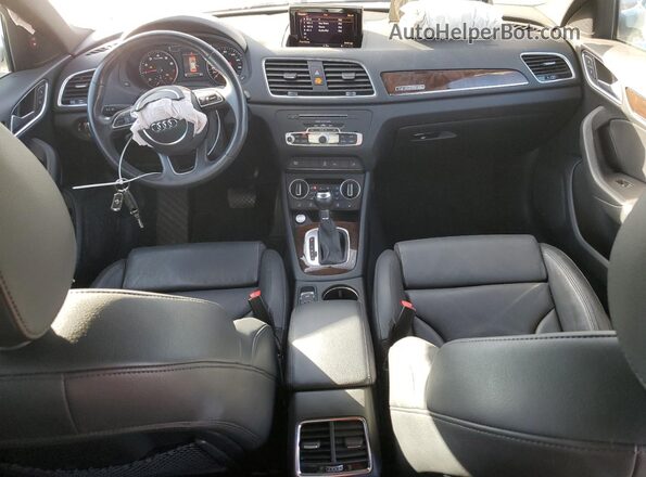 WA1JCCFS4JR009510 2018 AUDI Q3 White Vista del salpicadero
