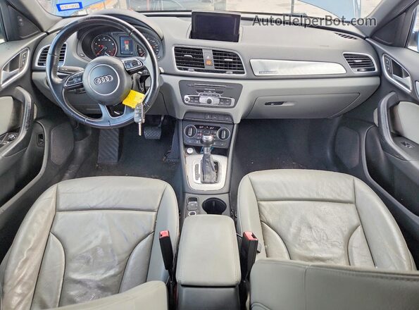 WA1JCCFS5JR005434 2018 AUDI Q3 Синий Вид панели приборов