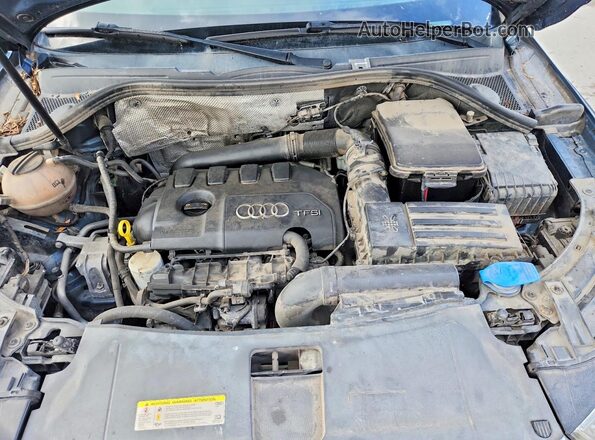 WA1JCCFS5JR005434 2018 AUDI Q3 Синий Вид задней части салона